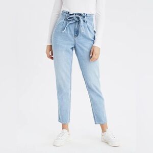 AMERICAN EAGLE Highest Waist belted Mom Jean size 0